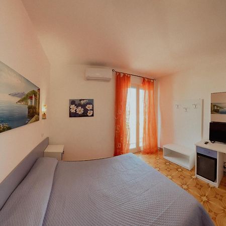 Vela Club Hotel & Appartamenti Rodi Garganico Esterno foto